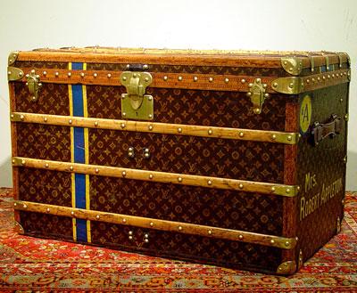 The Steamer Trunk  The Traveller's Companion